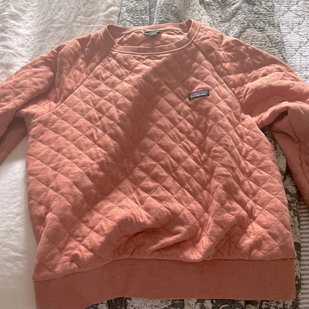 Patagonia Quilted Sweater in Coral/Light Pink